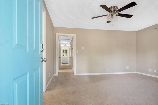 113 Glovers CT, Chesapeake, VA 23322