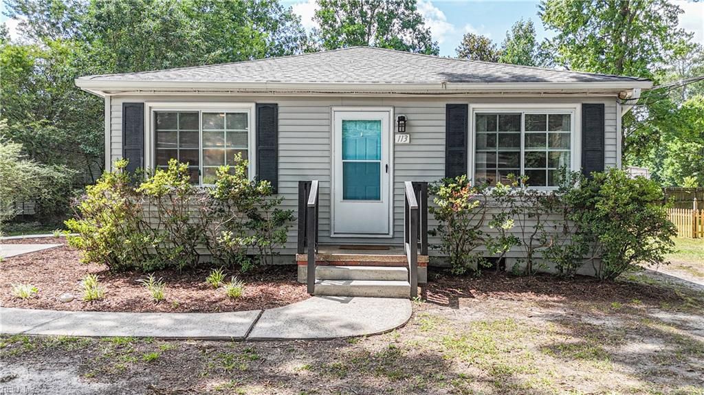 113 Glovers CT, Chesapeake, VA 23322