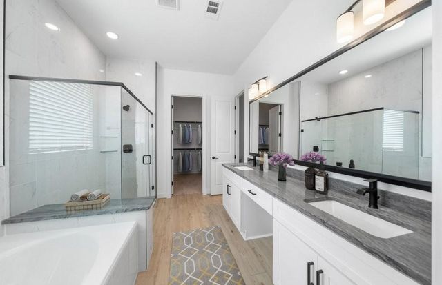 13718 Ballast Green Drive, Texas City, TX 77568