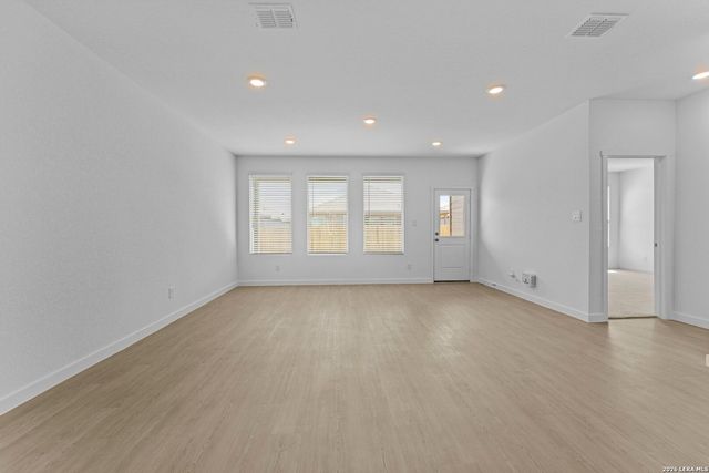 6514 Titan Park, Converse, TX 78109