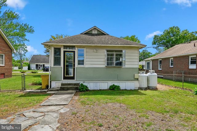 302 LINDEN AVE, Edgewater, MD 21037