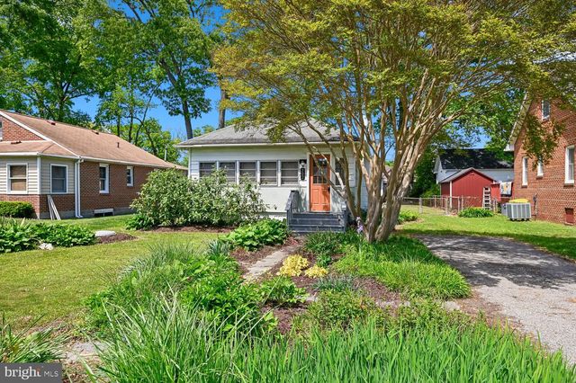 302 LINDEN AVE, Edgewater, MD 21037
