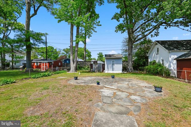 302 LINDEN AVE, Edgewater, MD 21037