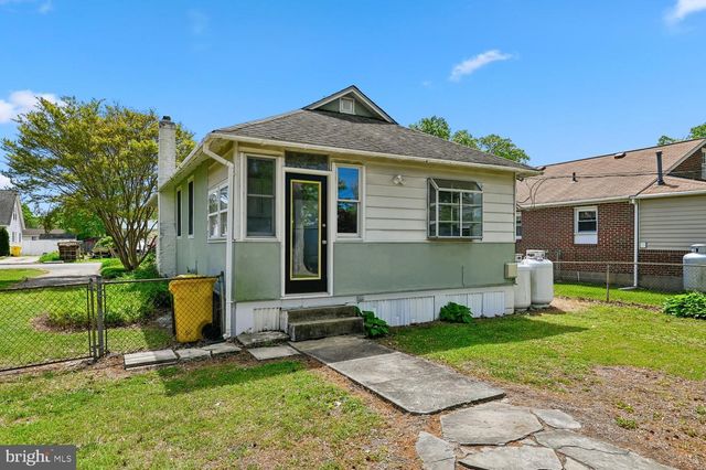 302 LINDEN AVE, Edgewater, MD 21037