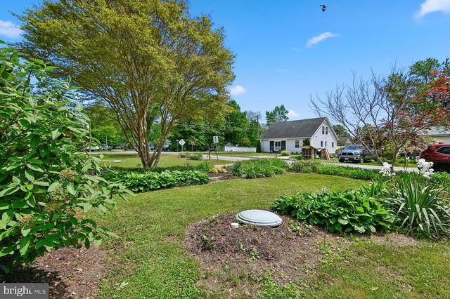 302 LINDEN AVE, Edgewater, MD 21037