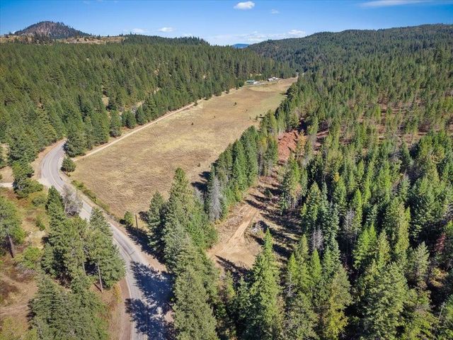 10313 Spring Valley Rd, Newport, WA 99156