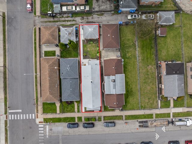 5652 S Shields Avenue, Chicago, IL 60621