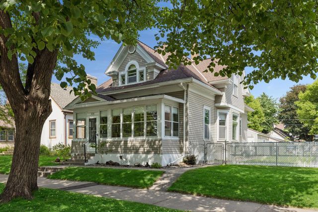 430 Arbor Street, Saint Paul, MN 55102