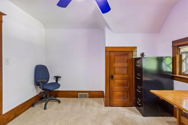 430 Arbor Street, Saint Paul, MN 55102