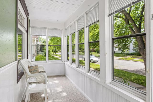 430 Arbor Street, Saint Paul, MN 55102