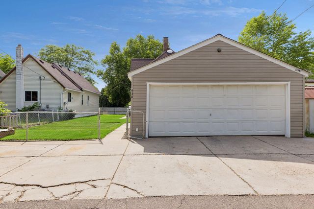 430 Arbor Street, Saint Paul, MN 55102