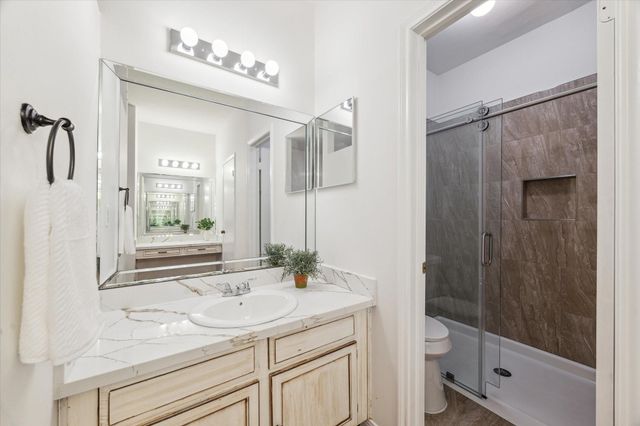 3500 Tangle Brush Drive 179, The Woodlands, TX 77381