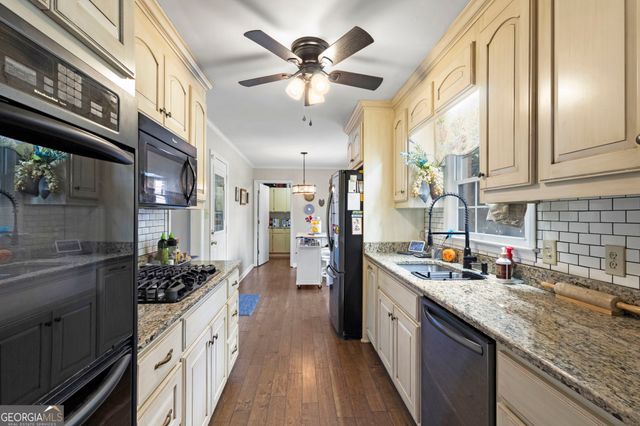 5047 Pine Ridge Drive, Macon, GA 31210