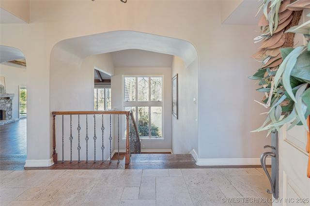 9701 S Richmond Avenue, Tulsa, OK 74137