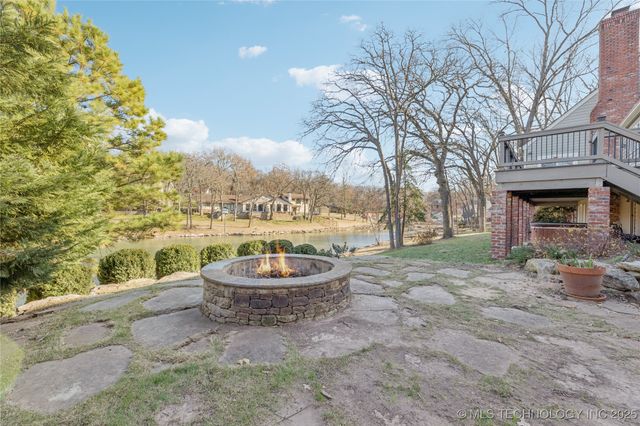 9701 S Richmond Avenue, Tulsa, OK 74137