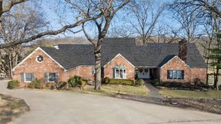 9701 S Richmond Avenue, Tulsa, OK 74137