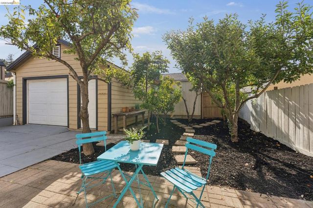 2844 76Th Ave, Oakland, CA 94605