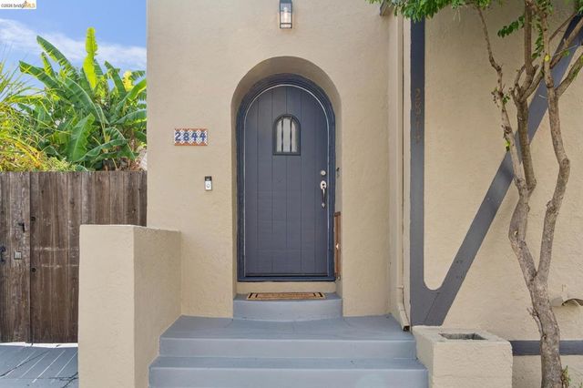 2844 76Th Ave, Oakland, CA 94605