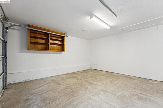 2844 76Th Ave, Oakland, CA 94605