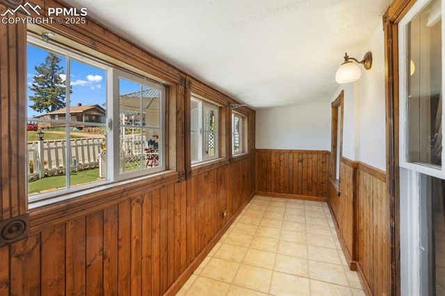 123 W Masonic Avenue, Cripple Creek, CO 80813