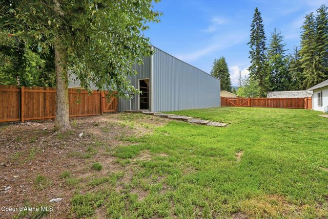61 Merritt ST, Priest River, ID 83856