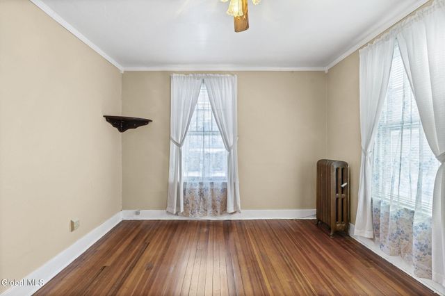 1023 Lexington Avenue, Schenectady, NY 12309