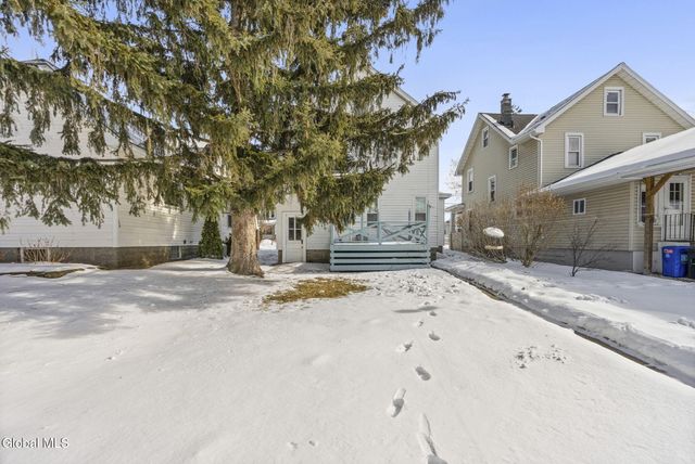 1023 Lexington Avenue, Schenectady, NY 12309