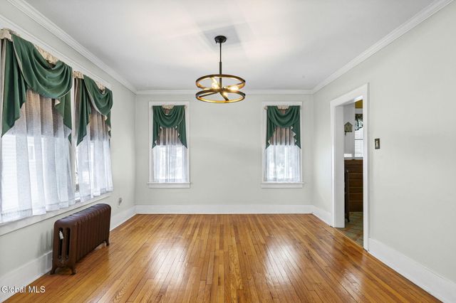 1023 Lexington Avenue, Schenectady, NY 12309