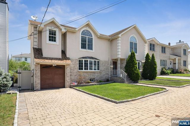 262 Grace Avenue, Secaucus, NJ 07094