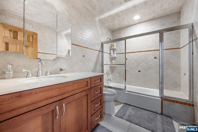 262 Grace Avenue, Secaucus, NJ 07094