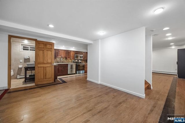 262 Grace Avenue, Secaucus, NJ 07094