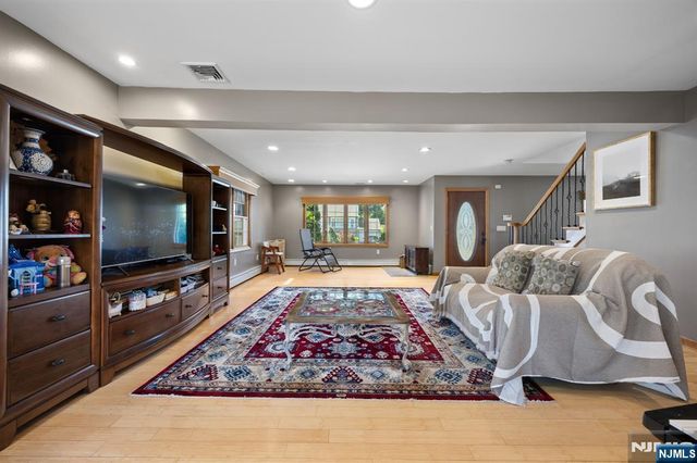262 Grace Avenue, Secaucus, NJ 07094