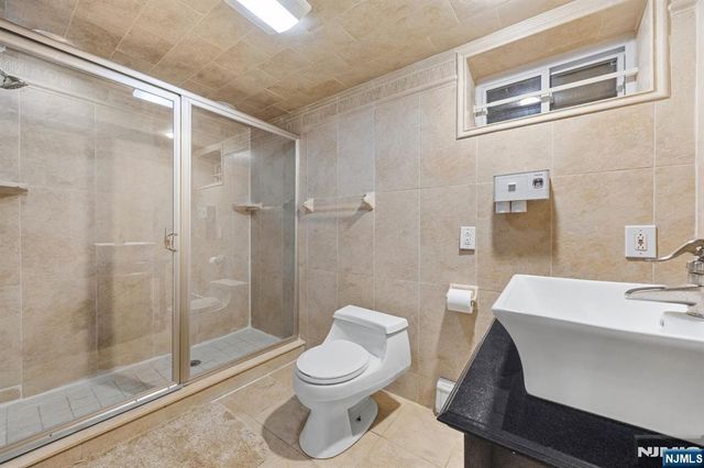 262 Grace Avenue, Secaucus, NJ 07094