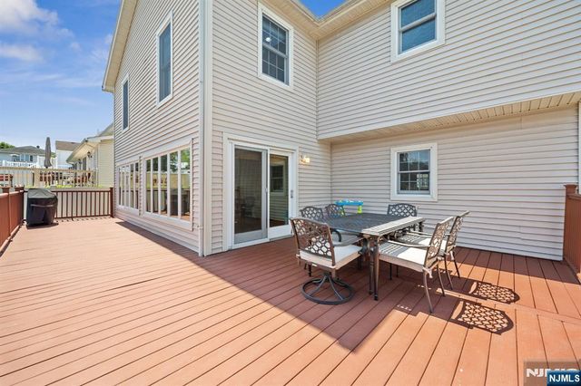 262 Grace Avenue, Secaucus, NJ 07094