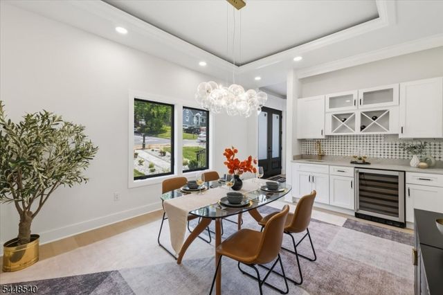 29 Sycamore Ave, Livingston Twp., NJ 07039