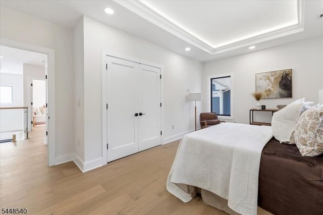 29 Sycamore Ave, Livingston Twp., NJ 07039