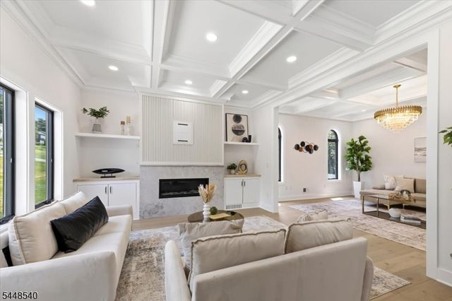 29 Sycamore Ave, Livingston Twp., NJ 07039