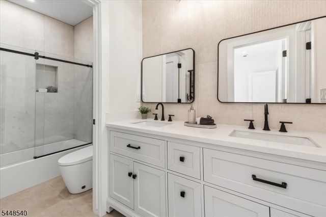 29 Sycamore Ave, Livingston Twp., NJ 07039