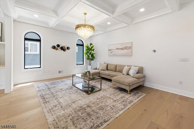 29 Sycamore Ave, Livingston Twp., NJ 07039