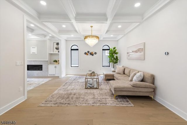 29 Sycamore Ave, Livingston Twp., NJ 07039