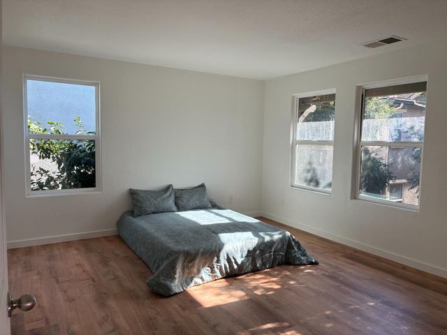 16691 Colonial Trl, Lathrop, CA 95330