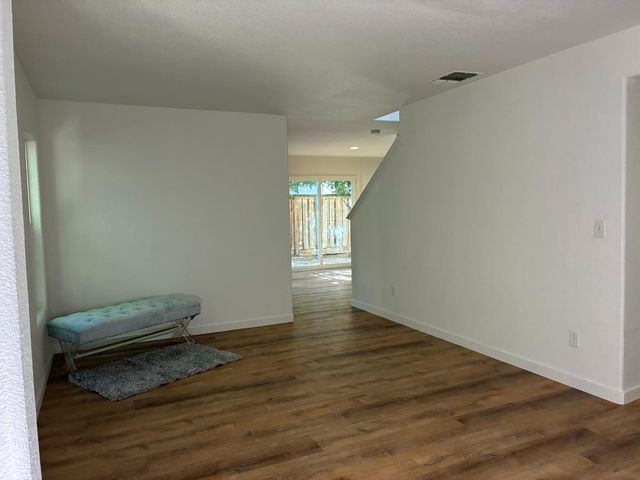 16691 Colonial Trl, Lathrop, CA 95330