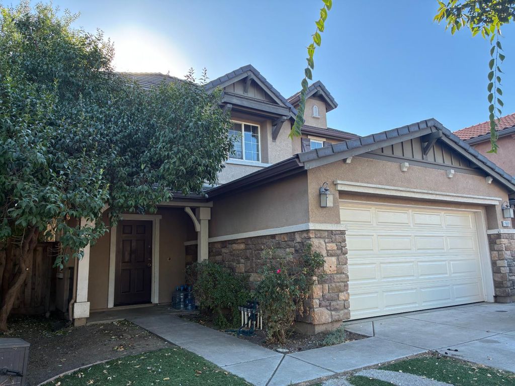 16691 Colonial Trl, Lathrop, CA 95330