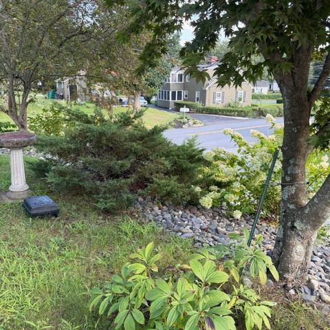 40 Marshall Rd, Fitchburg, MA 01420