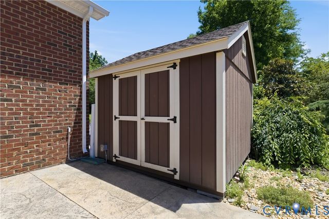 1921 Sharbel Cir, Glen Allen, VA 23059
