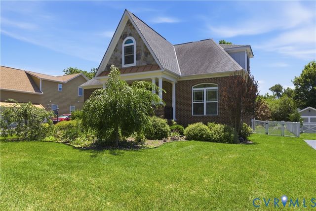1921 Sharbel Cir, Glen Allen, VA 23059