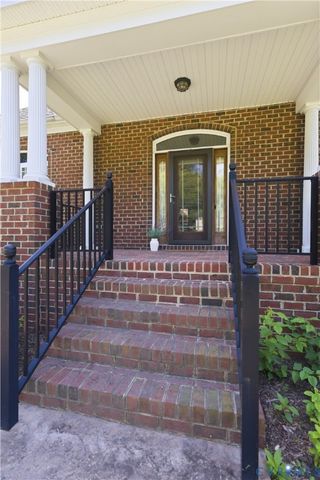 1921 Sharbel Cir, Glen Allen, VA 23059