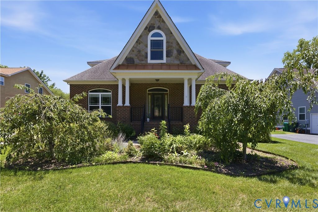 1921 Sharbel Cir, Glen Allen, VA 23059