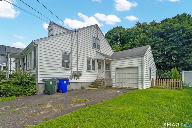 216 Country Road, Fairfield, CT 06824