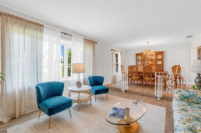 801 PALM GROVE COURT, South Daytona Beach, FL 32119